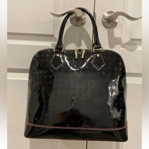 Arcadia large dome Bugatti patent leather black satchel shoulder bag